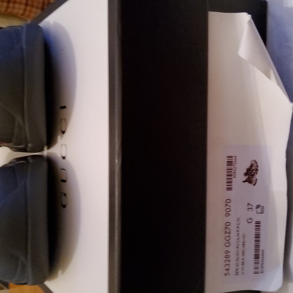 Gucci Flashtreck Sneakers!! NWT!! - Picture 5 of 6